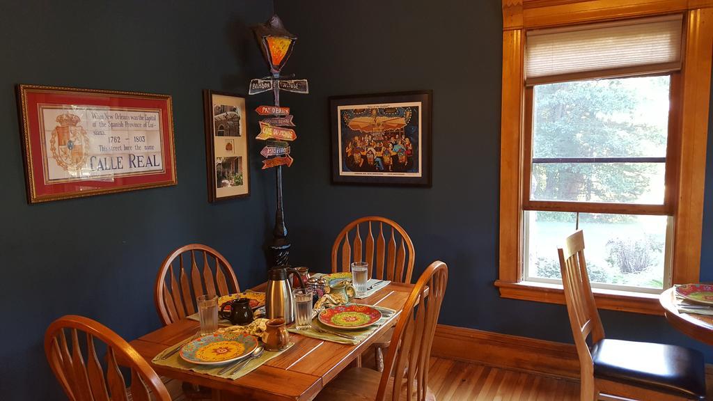Pinehurst Inn Bed & Breakfast Bayfield Extérieur photo